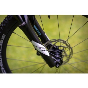 Superior Team 24 2022 (Matte Black/Hologram Chrome/Team Red)